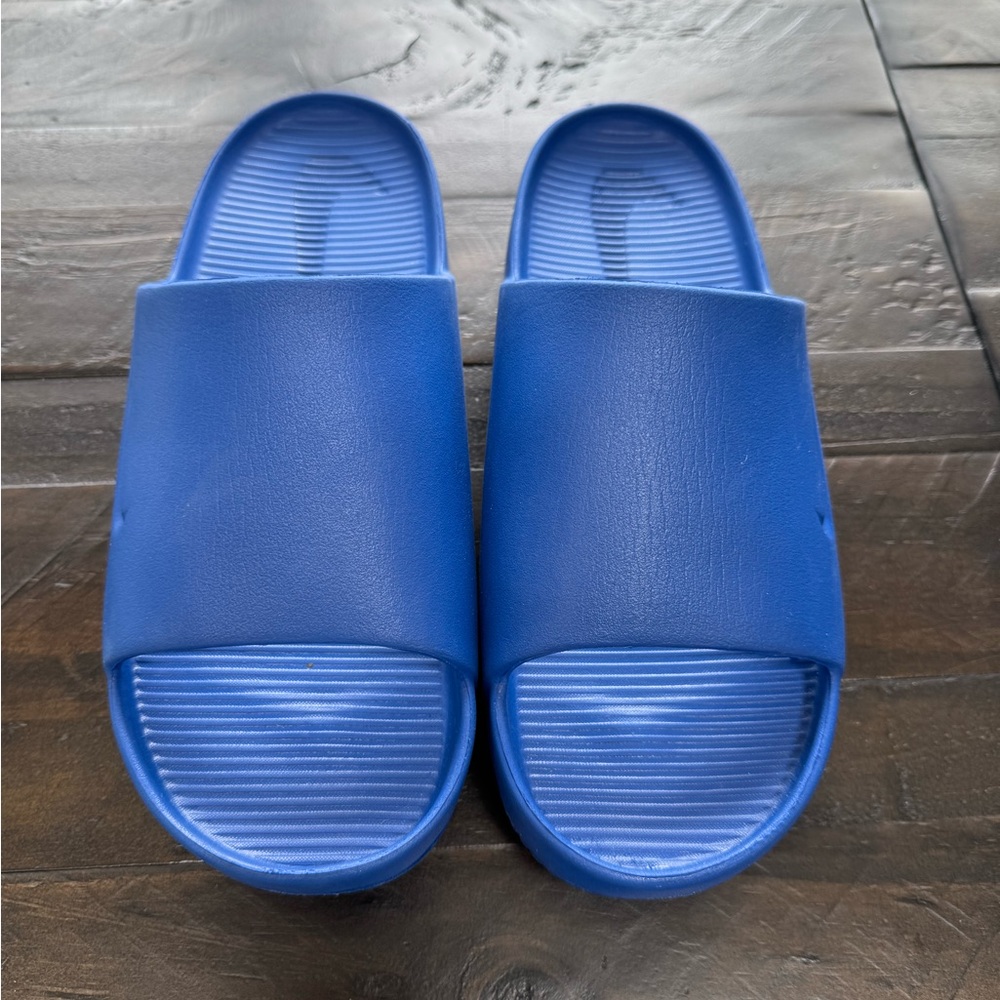 EUC Nike Blue Slide Sandals sz 9